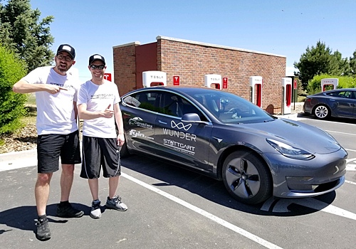 Tesla Model 3 проехала без подзарядки почти тысячу километров