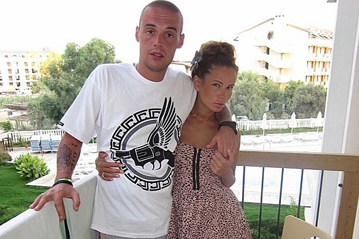 Айза посмеялась над требованием бывшей Гуфа выплатить алименты. Юлия: “Стыдно за отцов в России. Все жадные”