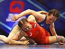 Дондупова выиграла первую схватку в утешительном турнире на чемпионате мира по борьбе