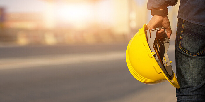 Каскадер пролетел через салон автобуса с пассажирами