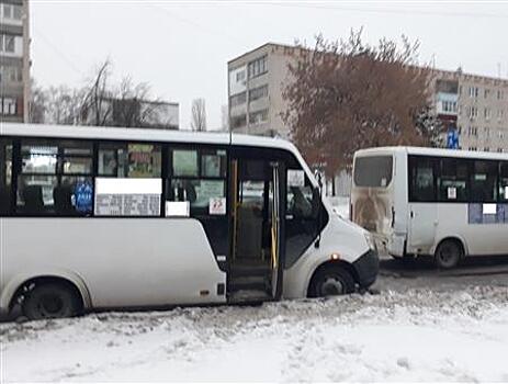 Четыре человека пострадали в ДТП с двумя автобусами в Тольятти