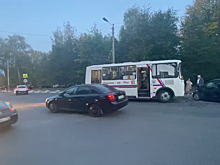 Два человека пострадали в ДТП с автобусом в Павлове