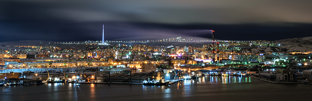 Мурманская телебашня засияла огнями в честь старта экспедиции «Безопасная Арктика — 2025»