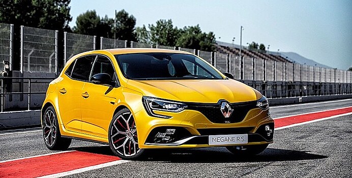 Renault показал 300-сильный Megane R.S. Trophy