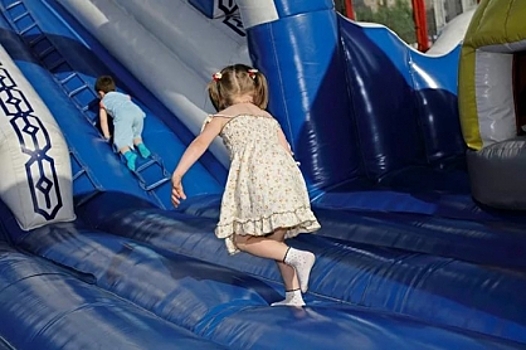 В Нижегородской области предстанет перед судом владелец батутного центра, где ребёнок получил травму