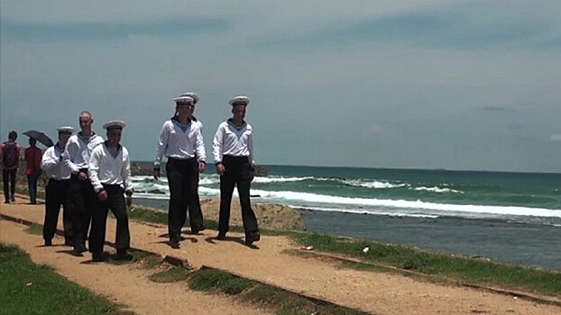С корабля — на экскурсию: моряки-курсанты сошли на землю Шри-Ланки