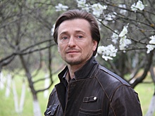 «Не дипломами играют на сцене»: Безруков получил резкий ответ после критики актеров без образования