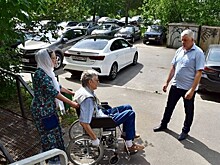 Депутат Мособлдумы помог установить пандус для жителя Балашихи