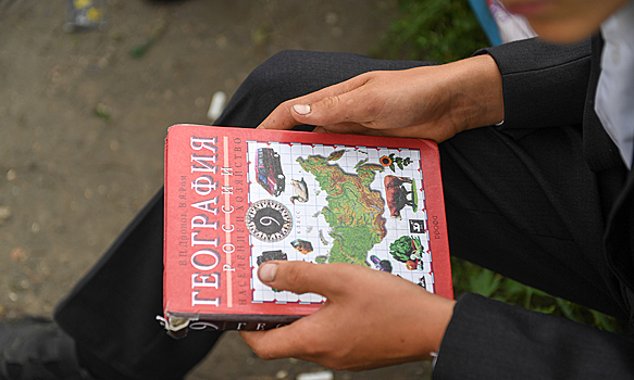 «Бил все что видел»: школьник напал на учителя