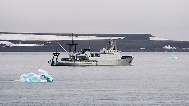 Российские моряки открыли в Арктике новый остров