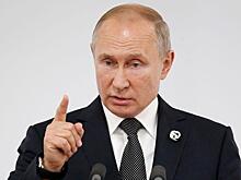Экс-помощник Ельцина раскрыл причину выбора Путина преемником президента