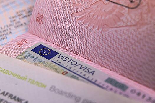 Россия пообещала достойный ответ на запрет ЕК выдавать гражданам страны многократные визы