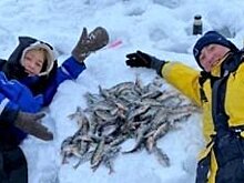 Татьяна Буланова рыбачила в Медвежьегорске в компании с полузащитником «Зенита» и «Спартака»