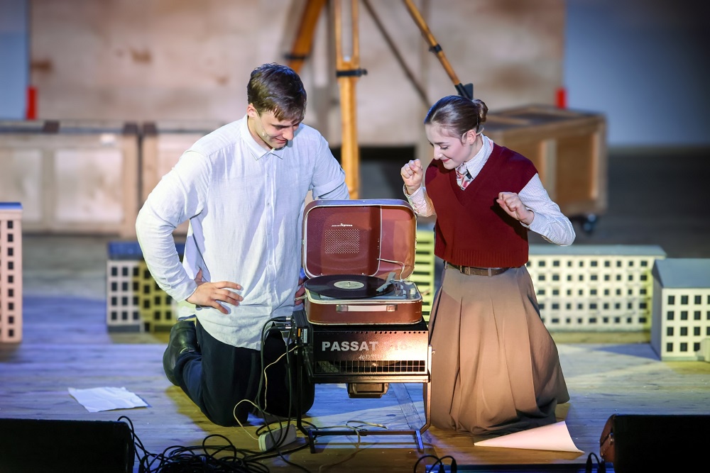 В Архангельске при полных залах прошли 17 спектаклей фестиваля «Ломоносов Фест»