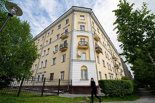 В Новосибирске главный должник за тепло – компания депутата Джулая