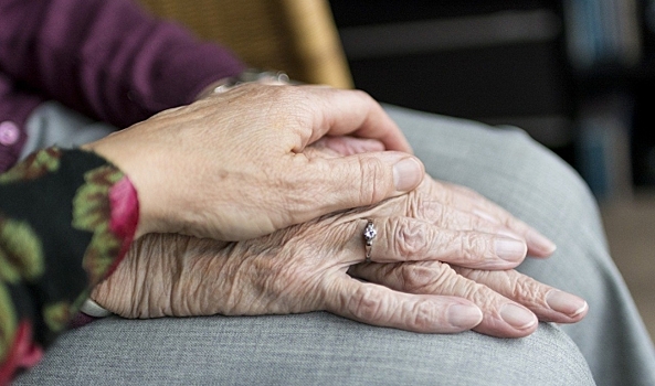 Волгоградцам рассказали о признаках деменции