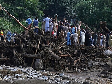 В Пакистане свыше 300 человек погибли за 48 часов из-за ливней и наводнений