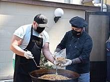В Сочи татаро-башкирская община накормила врачей пловом