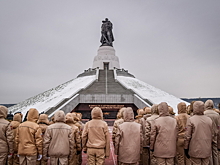 Почетный караул юнармейцев организован на Мемориале  Воину-Освободителю в Кузбассе