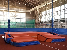 Дюплантис установил мировой рекорд в прыжках с шестом