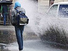 Что делать, если машина облила вас грязью из лужи?