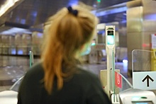 Оплата по лицу в метро и магазинах: как внедряют биометрию в Москве и чего стоит опасаться
