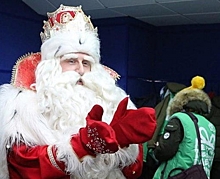 Дед Мороз приехал в Новосибирск на полтора месяца раньше