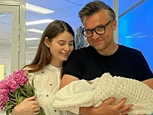 Дочь Алены Яковлевой отказалась брать фамилию мужа: » Если кому-то комфортно, то мне — нет»