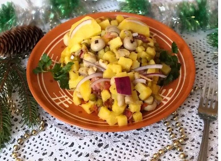 А в этом сюрреалистическом кулинарном творении не сразу разглядишь крысу.  