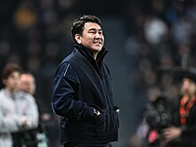 Дзюба, Мусаев, Баста, Генич и другие поздравили Мусагалиева с победой в Кубке Медиалиги. Это первый трофей «Десятки» Азамата