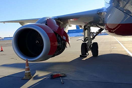 Самолет, летевший из Владивостока в Благовещенск, экстренно сел в Хабаровске