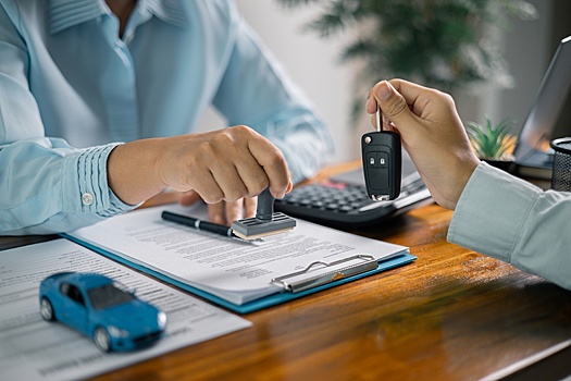 ЦБ: Ставки по автокредитам падают четвертый месяц подряд