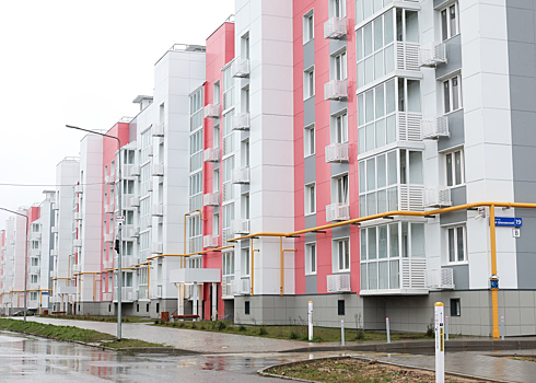 Андрей Воробьев: В Волоколамске расселили пять аварийных домов в две новые пятиэтажки