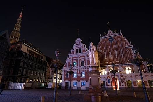 Россиянка и немец занялись сексом в центре Риги и попались