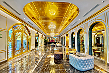 Открылся первый покрытый 24-каратным золотом отель