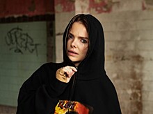 Елизавета Боярская: «Я могу понять тех, кто приходит в театр отдохнуть, но больше люблю, когда постановка загружает эмоционально и умственно»