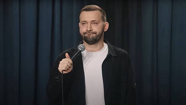 «Я не хочу быть иноагентом»: уехавший в Испанию Руслан Белый рассказал об эмиграции