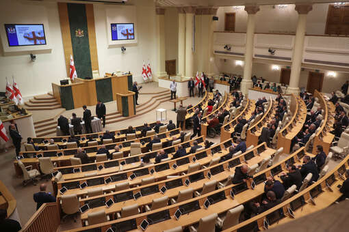 Парламент Грузии прекратил полномочия оппозиционных депутатов
