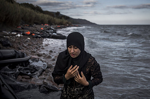Огни вдалеке: почему беженцам не удается стать частью Европы