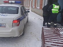 В Городище инспекторы ДПС помогли мужчине с травмой