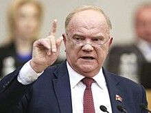 Зюганов богатеет, Миронов нищает: озвучены доходы политических партий