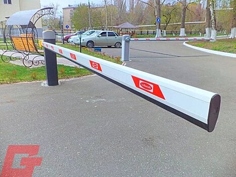 Более полутора тысяч автомобилистов Москвы оформили абонементы на парковки со шлагбаумами на октябрь