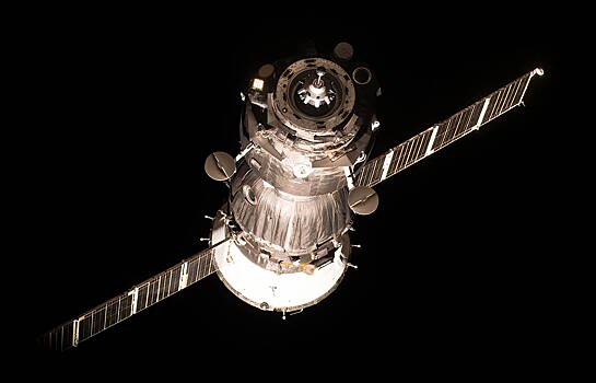 В «Роскосмосе» назвали возможную причину утечки на корабле «Союз МС-22»