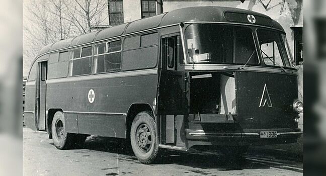 Санитарный автобус на базе ЛАЗ-695Б, который не обрел популярности