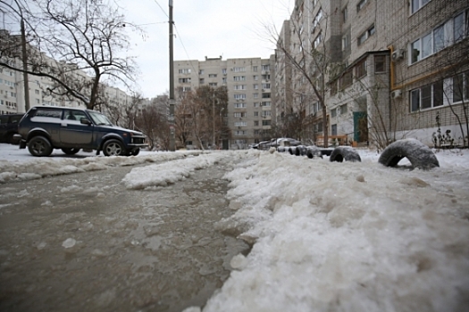 Течь водопровода на западе Волгограда устранили