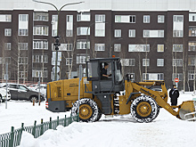 Алексей Титовский оценил работу коммунальщиков Салехарда в праздники