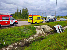 В Самарской области 16 августа два человека перевернулись в машине на трассе