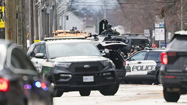 Десять человек погибли в результате стрельбы в школе в Канаде