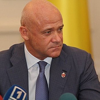Геннадий Труханов: кто он