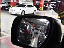 Блогеры посоветовали натирать картошкой зеркала в автомобиле